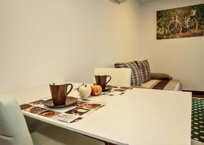 Old Town Square Apartment Poreč